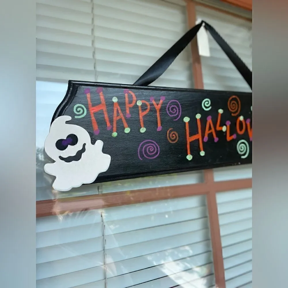N/A “happy halloween”